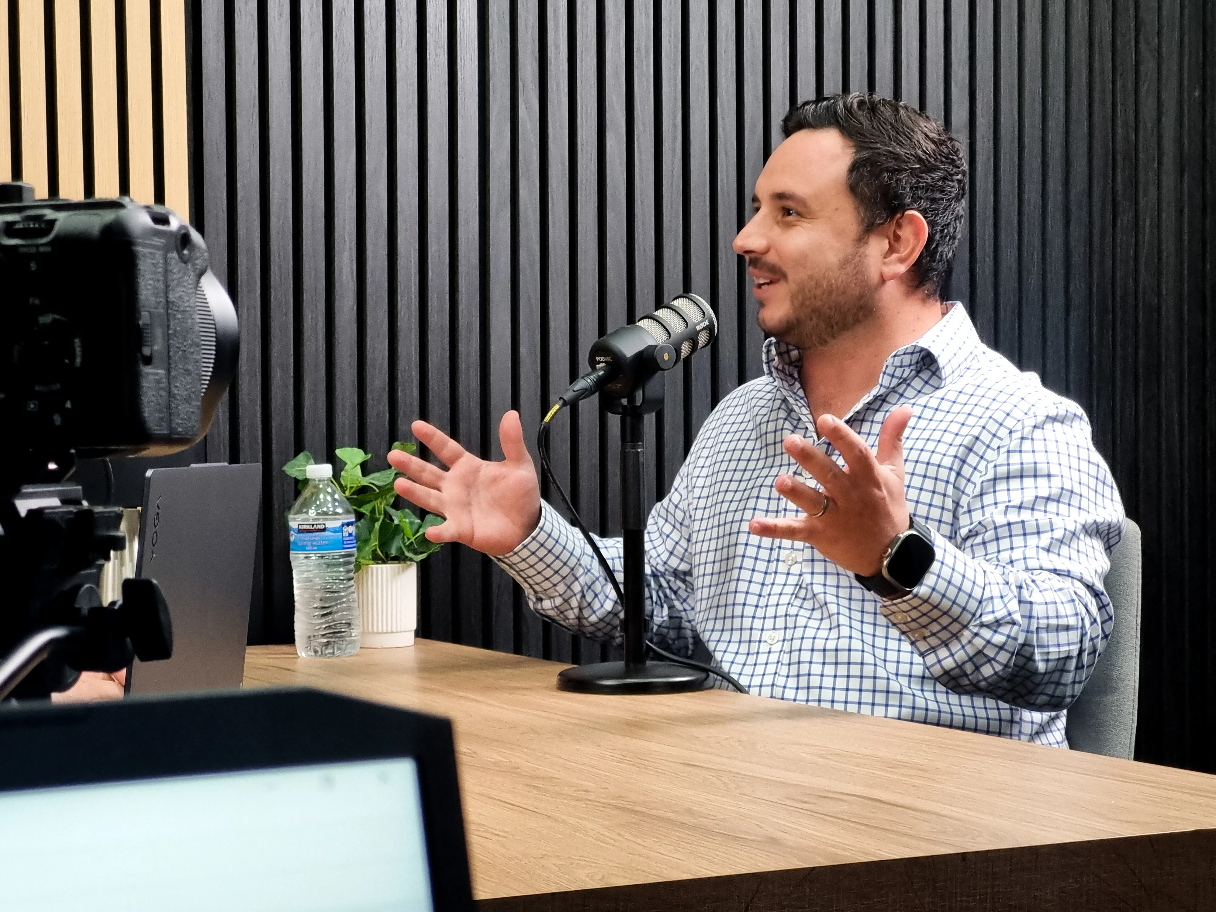 VV Podcast Studio gallery image of the studio lighting and desk area